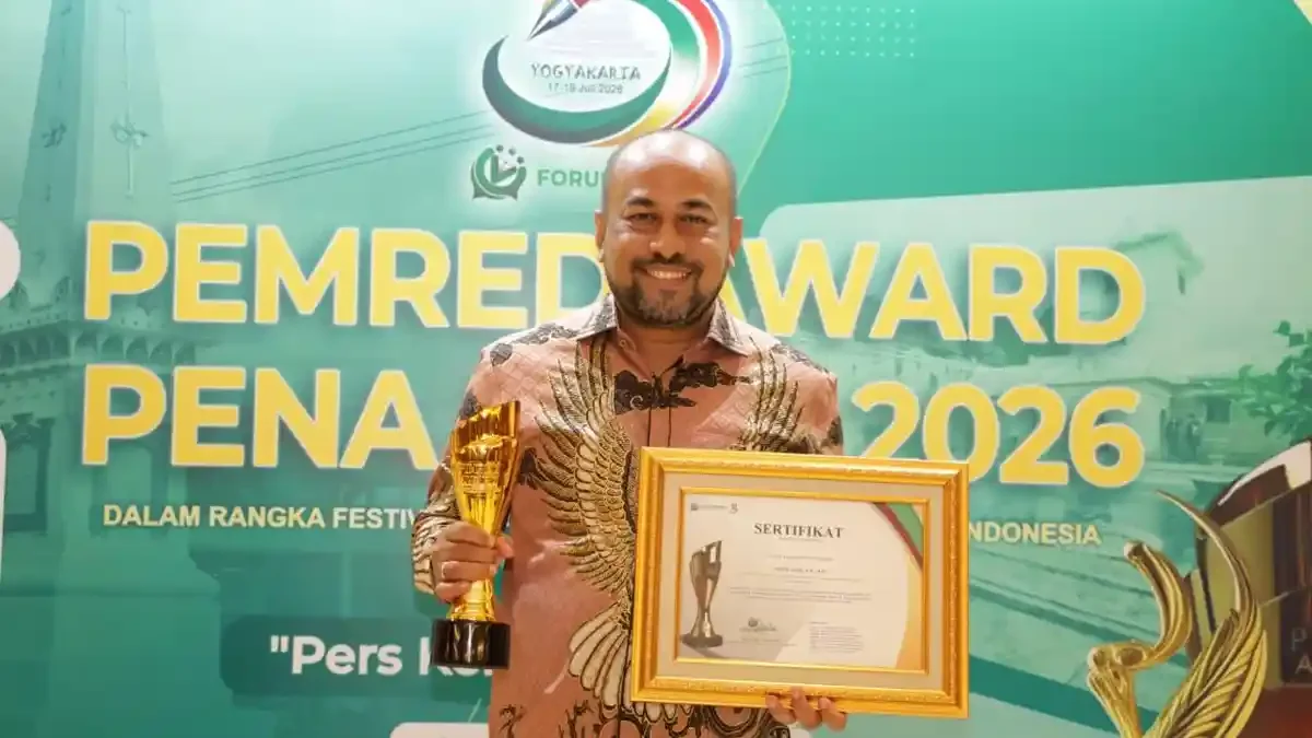 Dirut Bank Aceh Fadhil Ilyas Raih Penghargaan Dari Forum Pemred Multimedia Award 2026